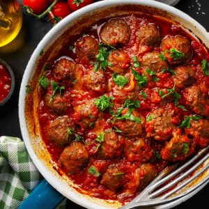 Chifteluțe marinate din carne de porc - 1,2 kg