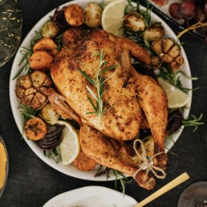Pui la cuptor cu usturoi și lămâie, la oală - 0,7 kg